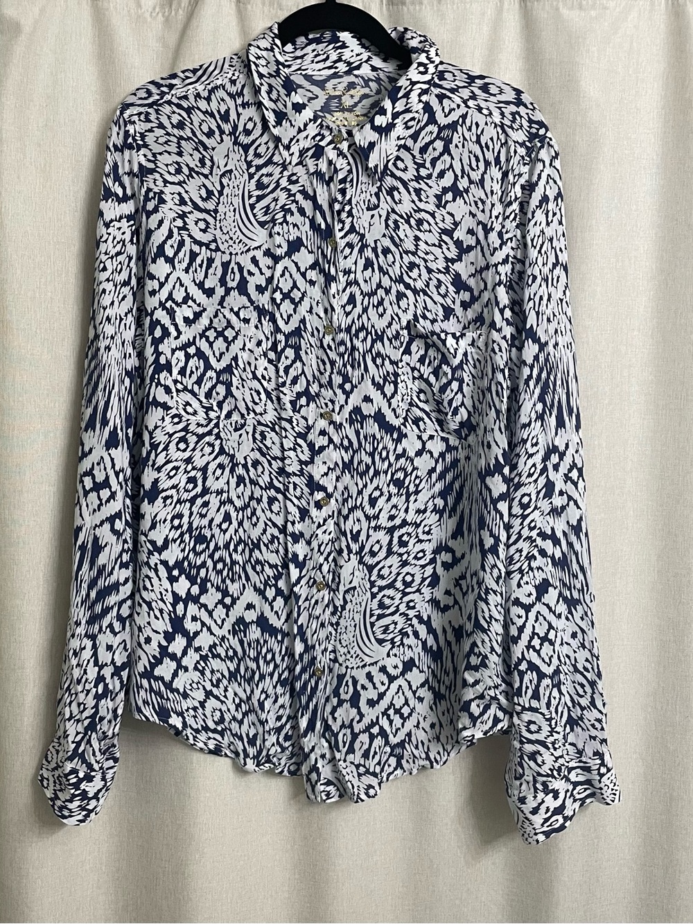 Lilly Pulitzer Elsa Button Down Blouse XL Blue White Peacock Print Rayon